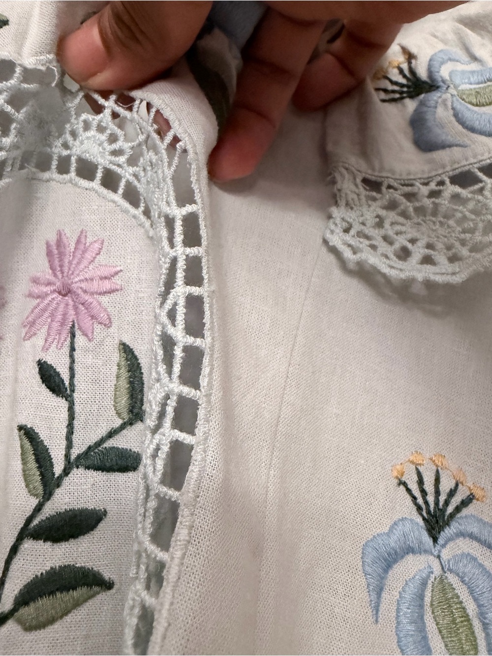 SEA Celia Embroidery Dress in Sky NWT Medium - Picture 7 of 10